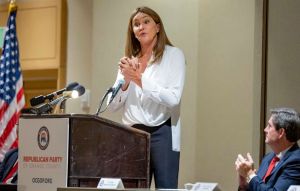 Caitlyn Jenner Speaks To Orange County Republicans