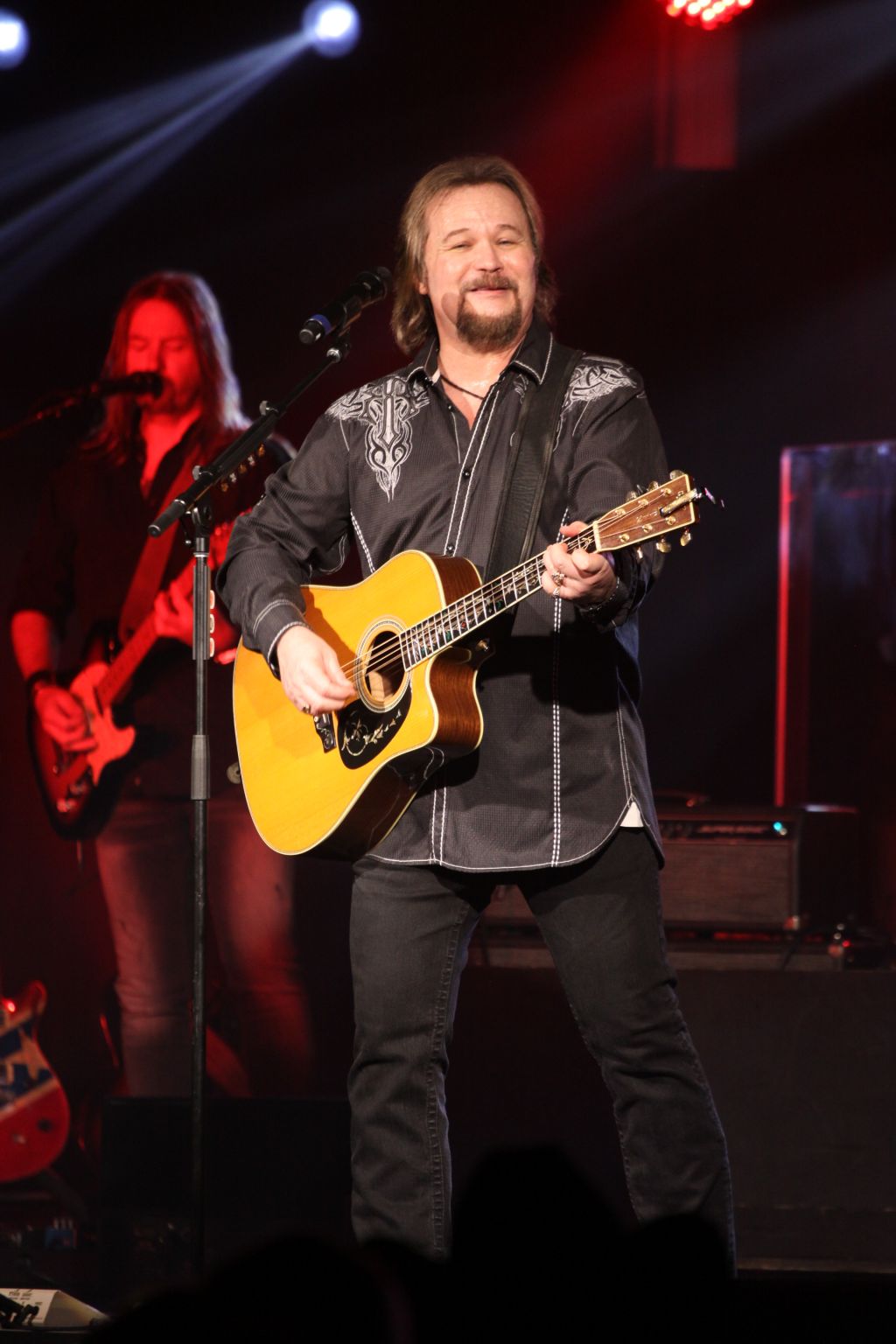 Travis Tritt performs live at the Valley Forge Music Fair