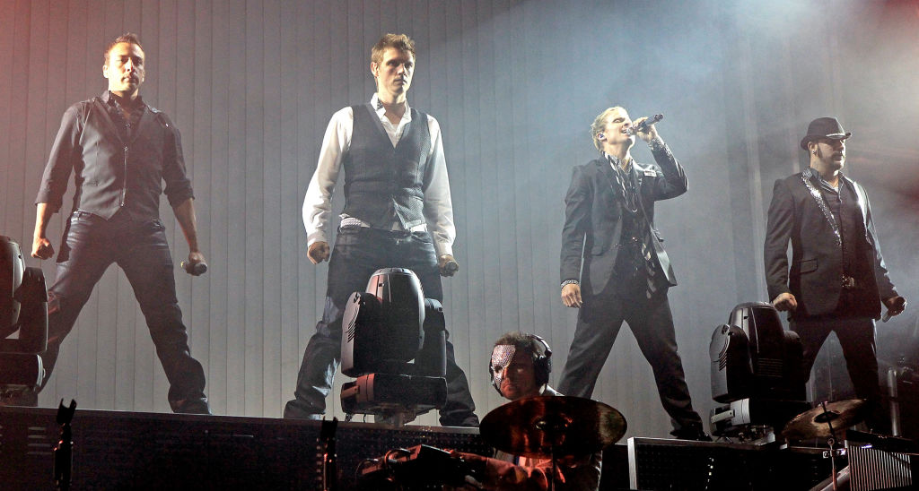 (060810, Boston, MA) the Backstreet Boys perform at the Pavilion. Tuesday, June 08, 2010. (Staff photo by Stuart Cahill)