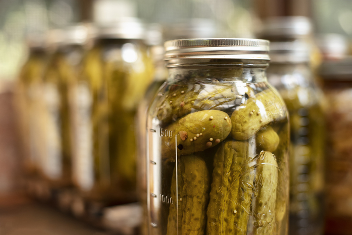 Pickles in brine, in jars