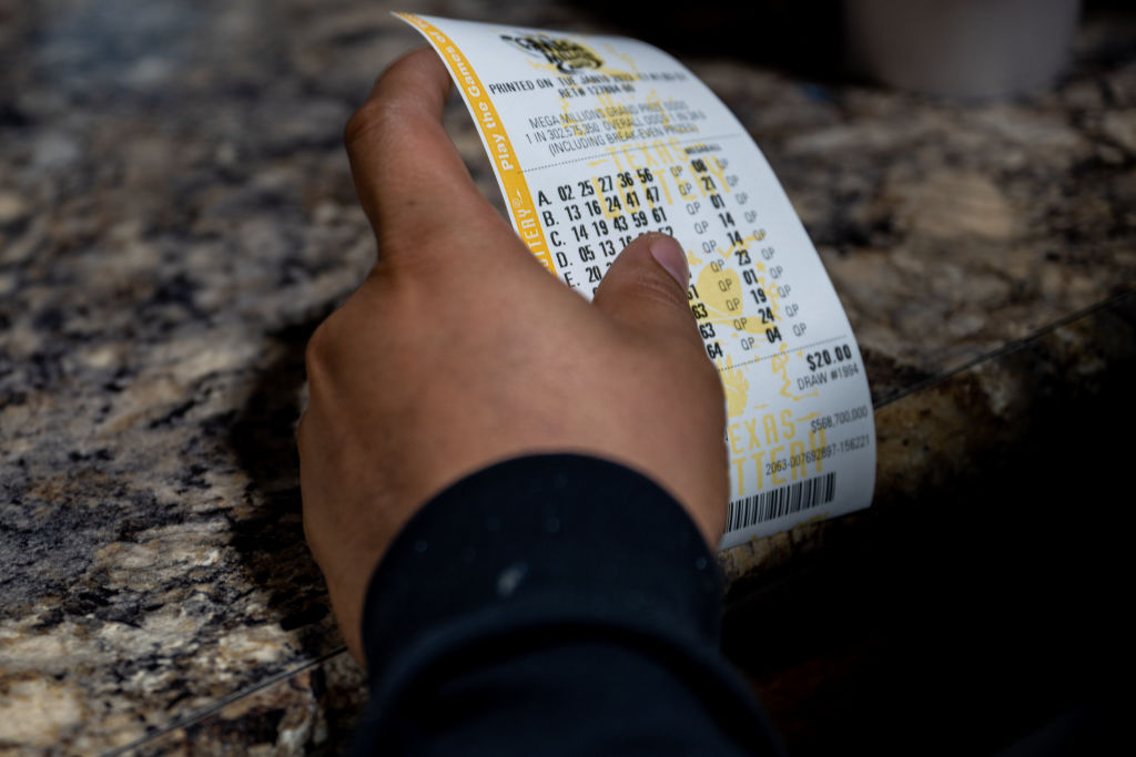 Mega Millions Lottery Jackpot Reaches Past 1 Billion Dollars