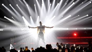 Fontainebleau Las Vegas Star-Studded Grand Opening Celebration - Performances