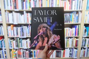 "Taylor Swift. Icon" New Book Goes On Sale