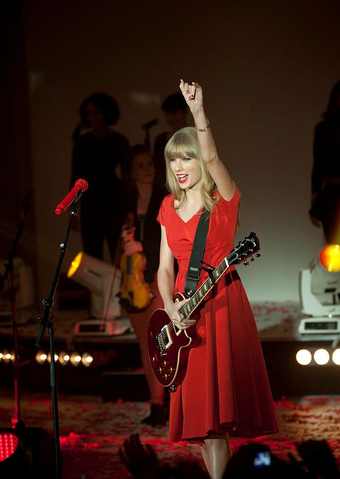Taylor Swift - Westfield Christmas Lights